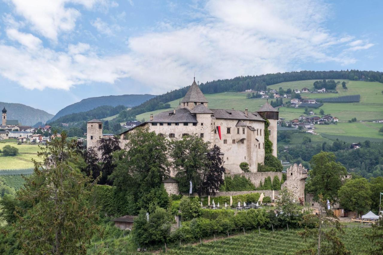 Schneewittchen Schlosshof Umes Dış mekan fotoğraf